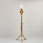 1068 4251 PARAFFIN LAMP